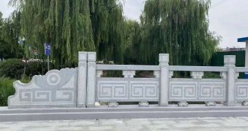 佳木斯 芝麻灰桥栏杆、河道栏杆安装效果