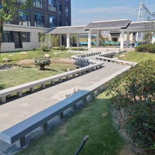 佳木斯 芝麻灰小区坐凳&栏杆安装效果