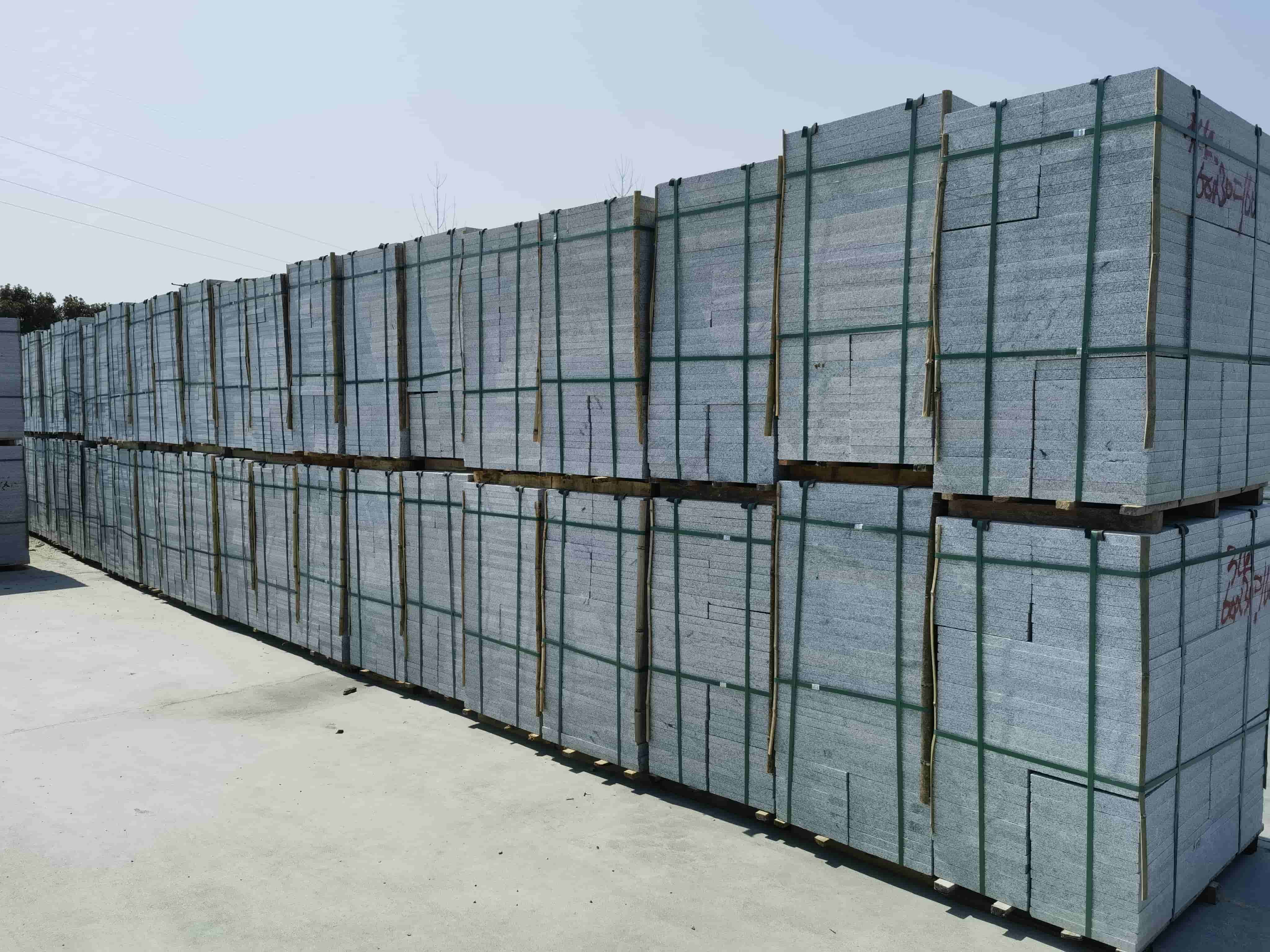 佳木斯芝麻白火烧300*600处理价：3公分23元，5公分28元