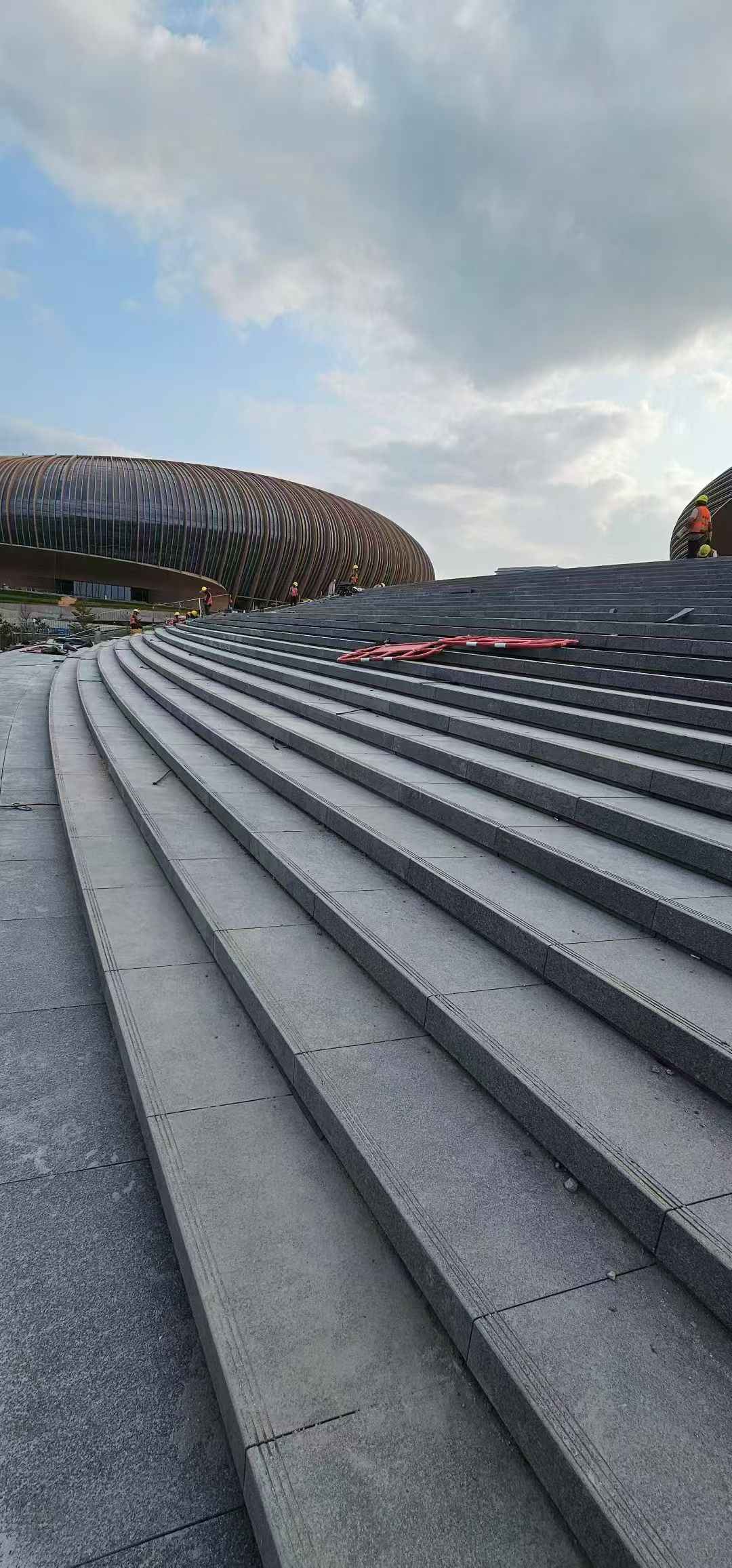 佳木斯 弧形整石台阶铺装效果图