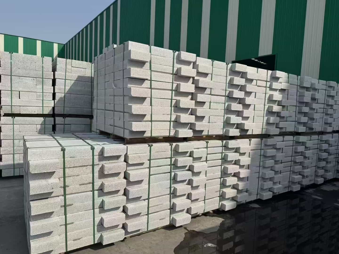佳木斯芝麻白路沿石
