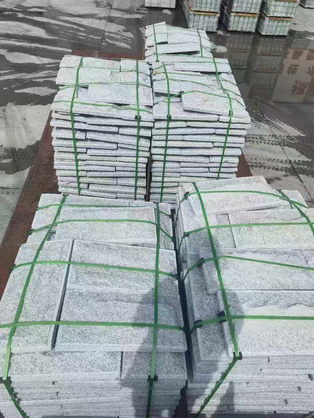 佳木斯 芝麻白蘑菇石装车出货