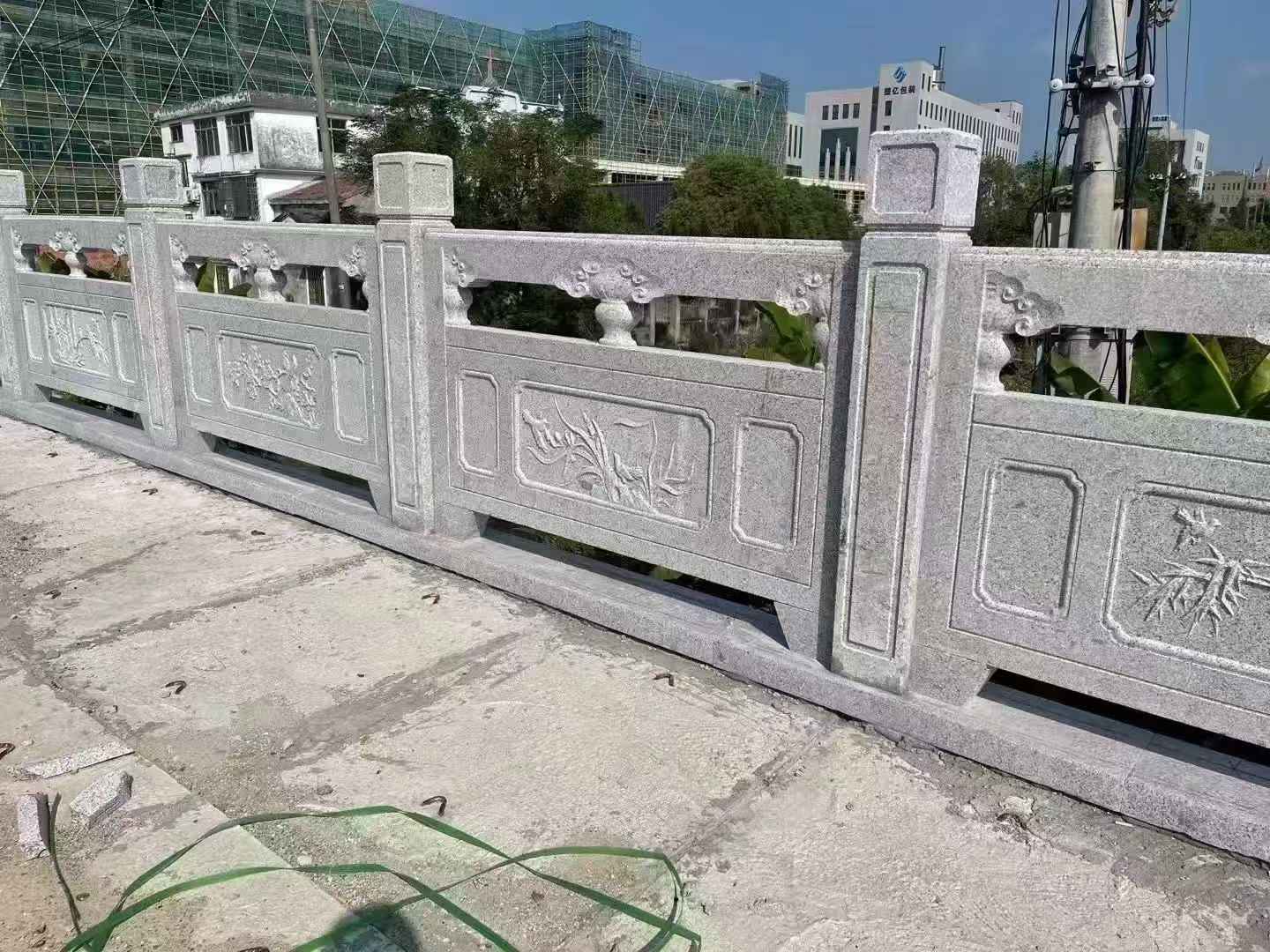 佳木斯 芝麻白栏杆