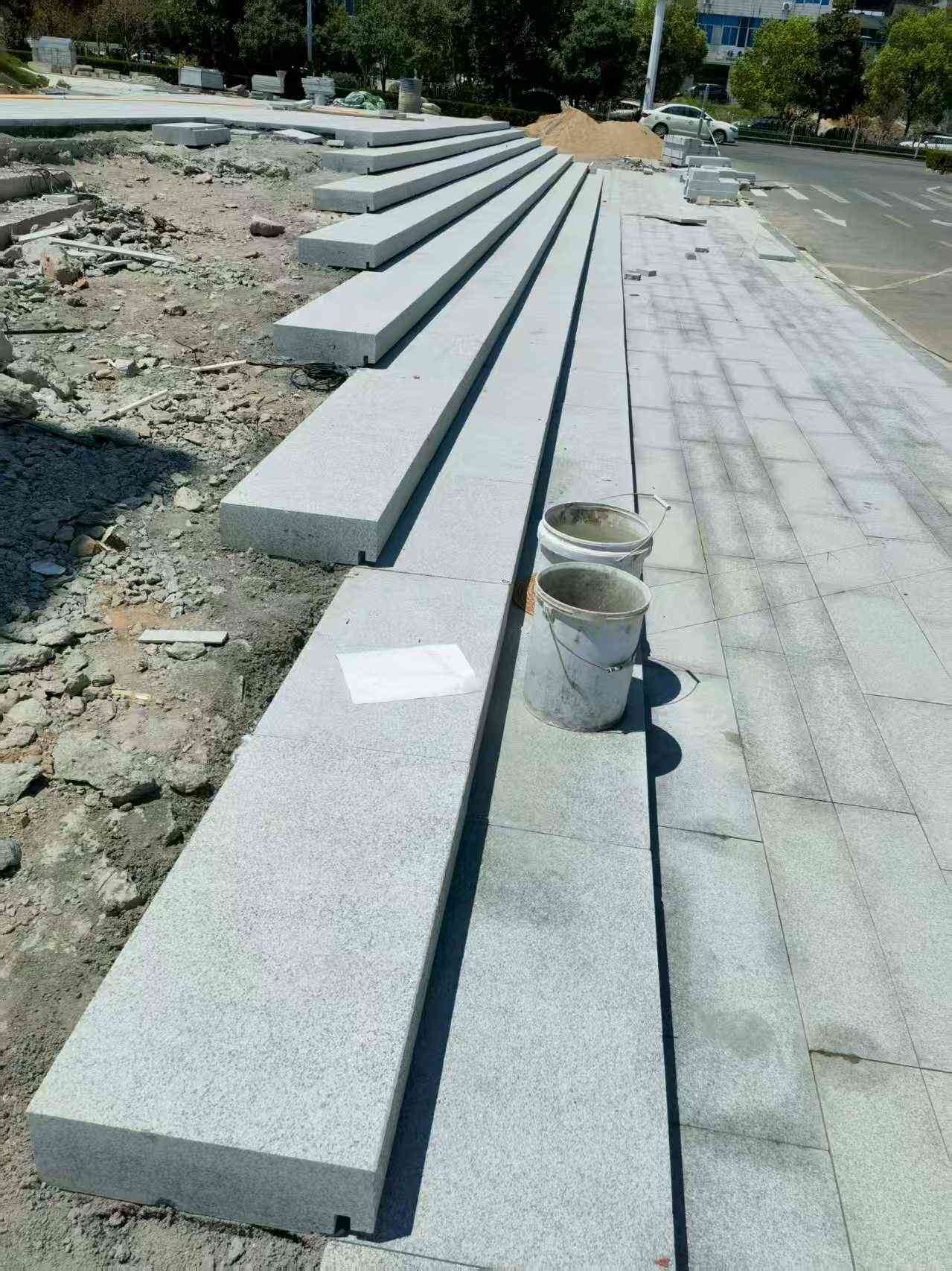 佳木斯 芝麻白整石台阶，施工现场